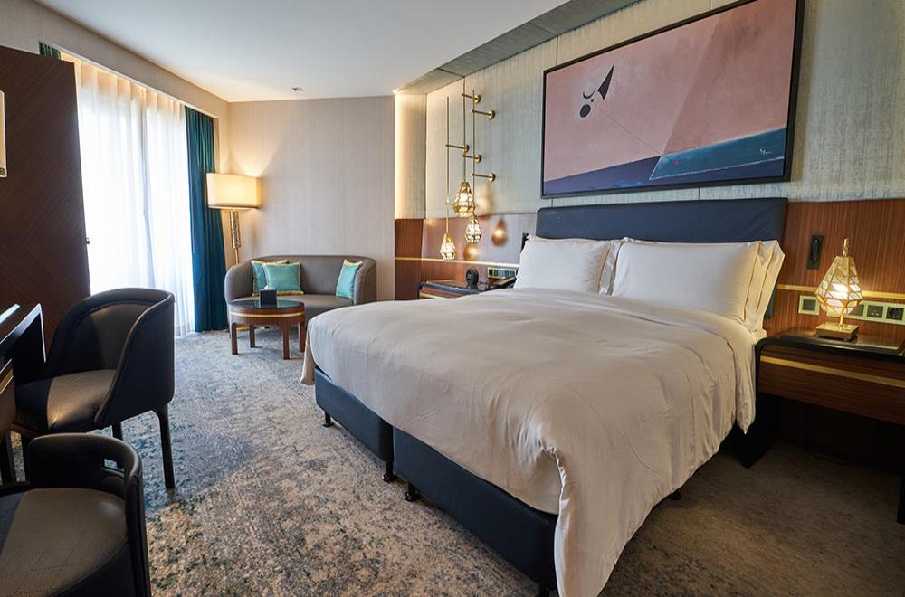 conrad-sectors-bedroom